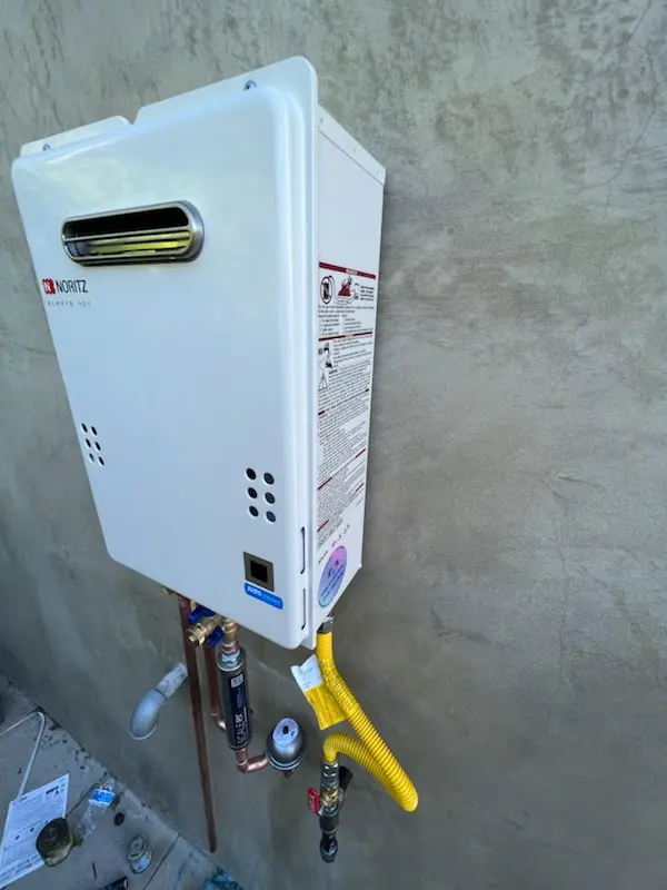 Tankless water heater installation for Albion homes